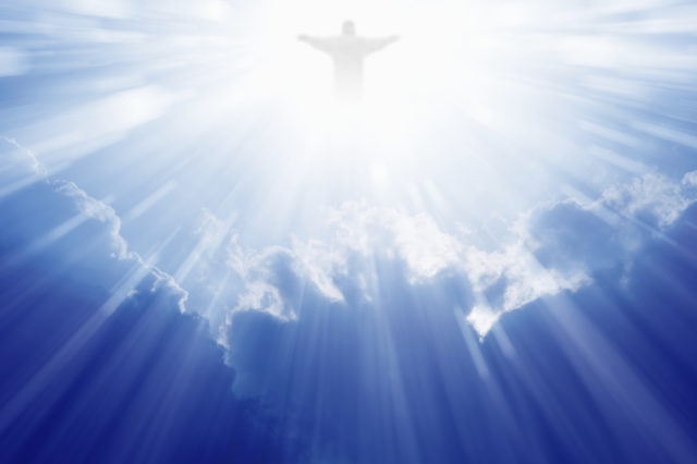 *Un Saint, un Miracle* : Sainte Marie-Crescense Hoess est conduite au paradis par son ange gardien Jesusinheaven-640x426